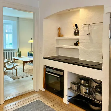 Personality And Classic Elegance In Tatil Evi *